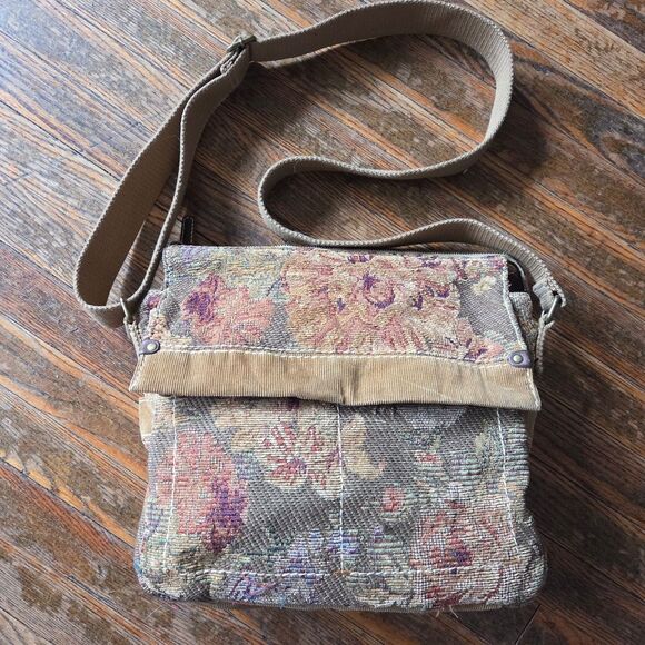 Fossil Handbags - Fossil Floral Tapestry Crossbody Bag - Beige and Pink